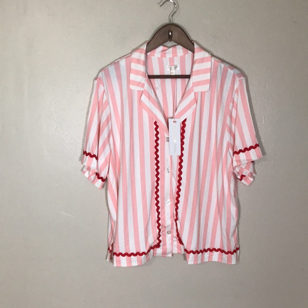 NEW Striped Pink and White Women's Pajama‎ Set - Picture 3 of 9